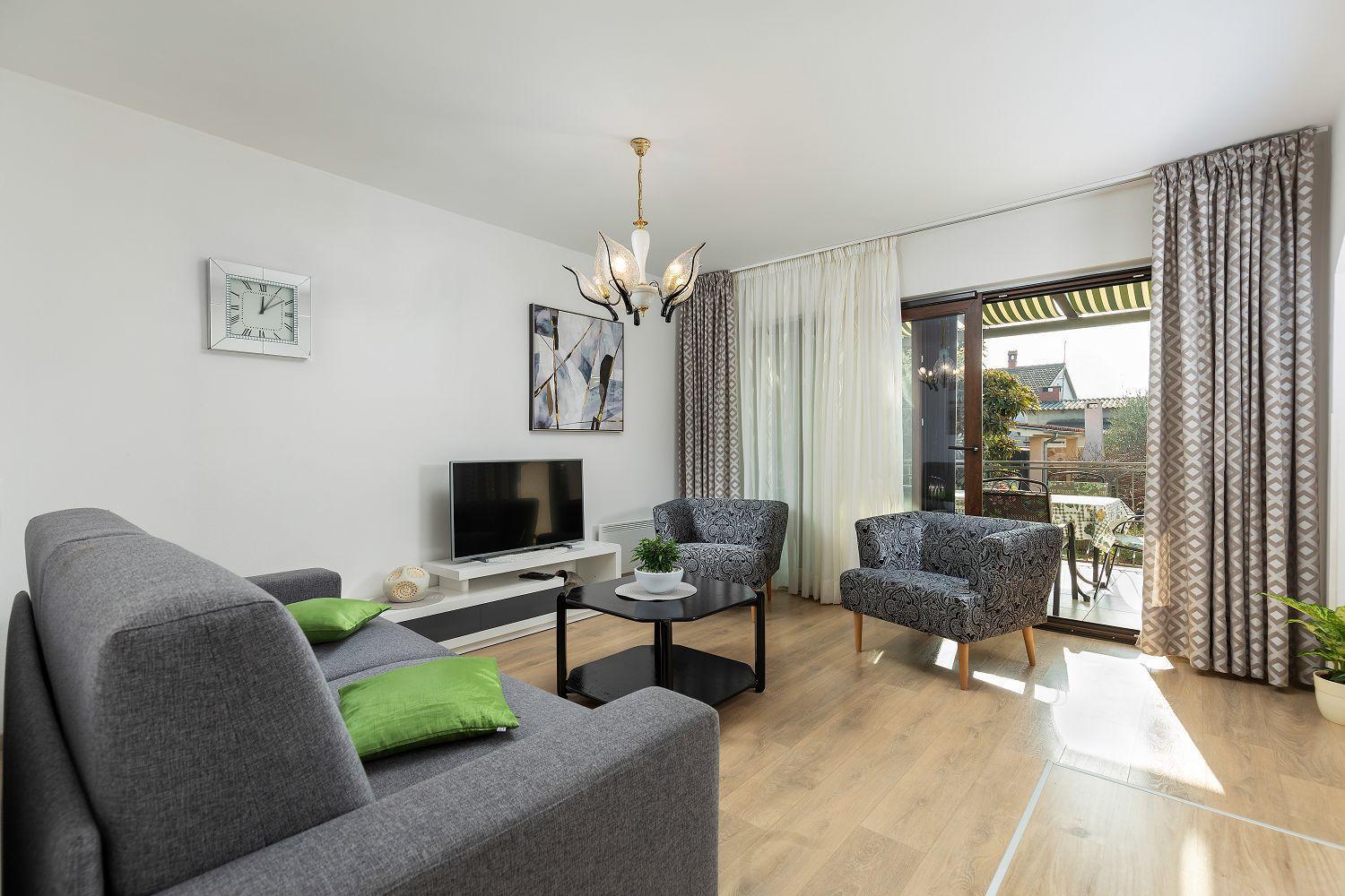 Neu Renovierte Ferienwohnung Mit Klima, Wlan, Terrasse Und Grill Pula Luaran gambar